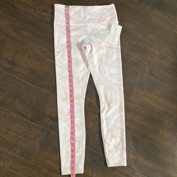 Athleta NWT High rise rainforest chaturanga 7/8 tight NEW - Picture 7 of 10